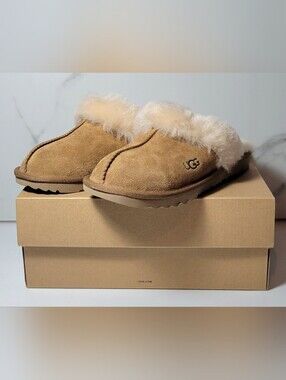 UGG Cozy II Suede Slippers Chestnut Kids Size 5 NWOT
